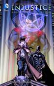 Injustice - Gods among us DC 5 Year Three - Volume 1
