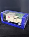 Kuifje modelauto - de ziekenauto van het gesticht
