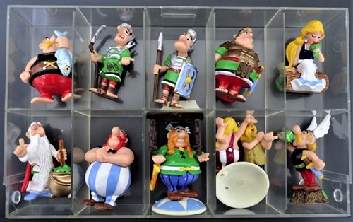 Asterix - Complete set 10 verrassingsei figuurtjes